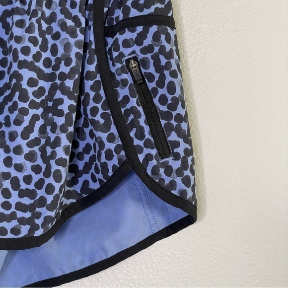Lululemon Tracker Short III 4 Way Stretch Ace Spot Lullaby Blue Black 6 - Picture 11 of 16